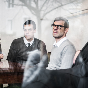 Wiederholungstat. Vierte Auflage einer Großstadtneurose von Franz Adrian Wenzl, Klaus Mitter, Martin Offenhuber und Gregor Tischberger (v.  l.).