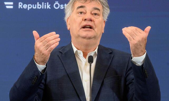 Kogler verwies auch auf die geänderte Sicherheitslage seit Beginn des russischen Überfalls auf die Ukraine.