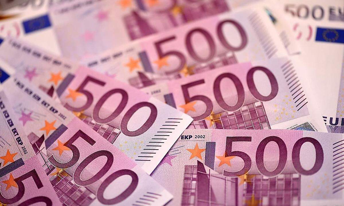FRANCE-ECB-EURO-BANKNOTES