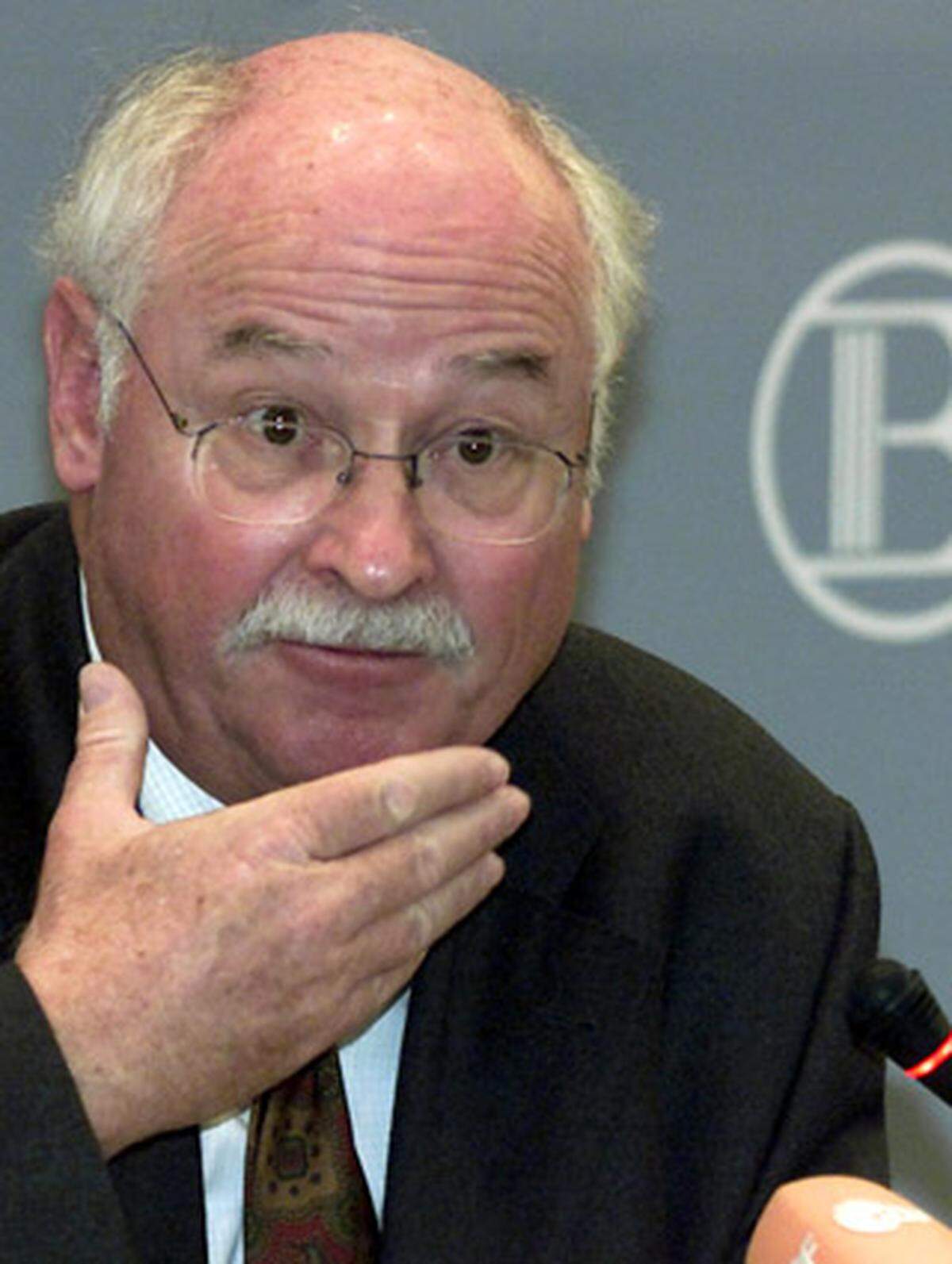Der ehemalige Chef-Volkswirt der Hypo-Vereinsbank Martin Hüfner, zitiert vom "Handelsblatt".