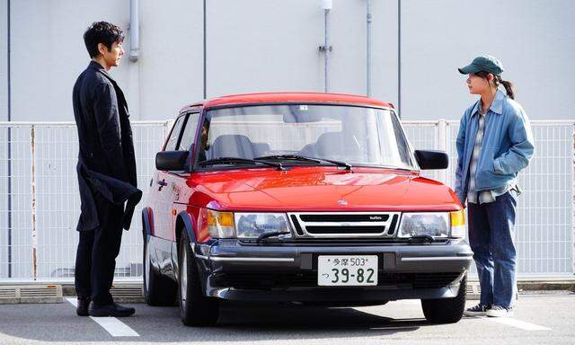 Kommunikation auf Abstand: Yūsuke (Hidetoshi Nishijima) und Misaki (Tōko Miura) in Ryûsuke Hamaguchis „Drive my Car“.