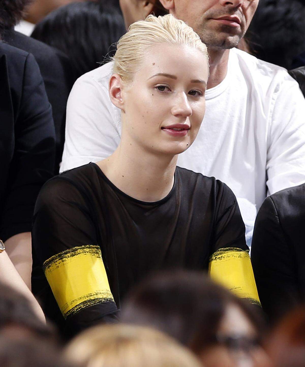 Sängerin Iggy Azalea macht kein Geheimnis daraus, dass auch sie sich ihre Nasen korrigieren ließ. So sah sie zuvor aus ...