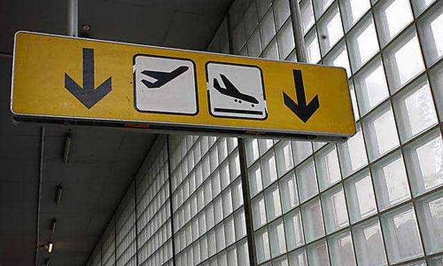 Skylink Terminal Flughafen Wien, Schwechat, Ankunft, Abflug, Reisen, Flug, Reise Foto: Teresa Zï¿½tl
