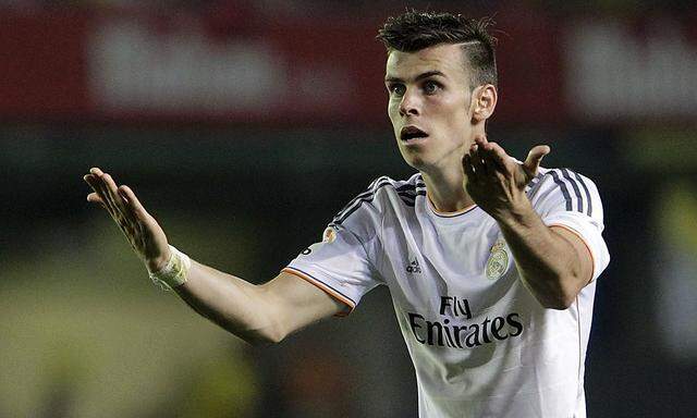 Gareth Bale schießt sein erstes Tor für Real Madrid.