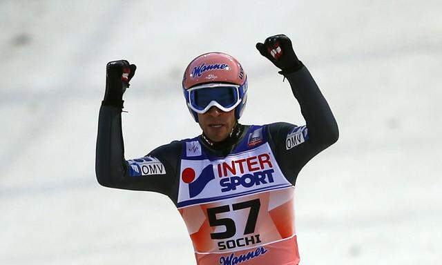 Skispringen Elfter Weltcupsieg fuer