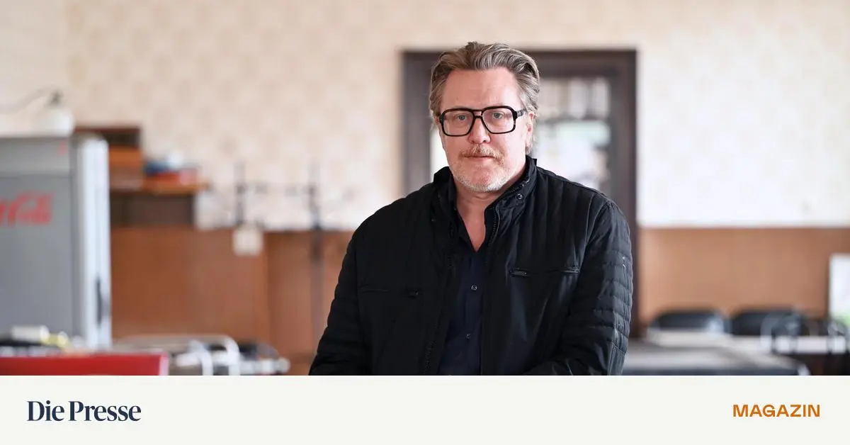 Nicholas-Ofczarek-Emotionen-allein-sind-vollkommen-uninteressant-premium-