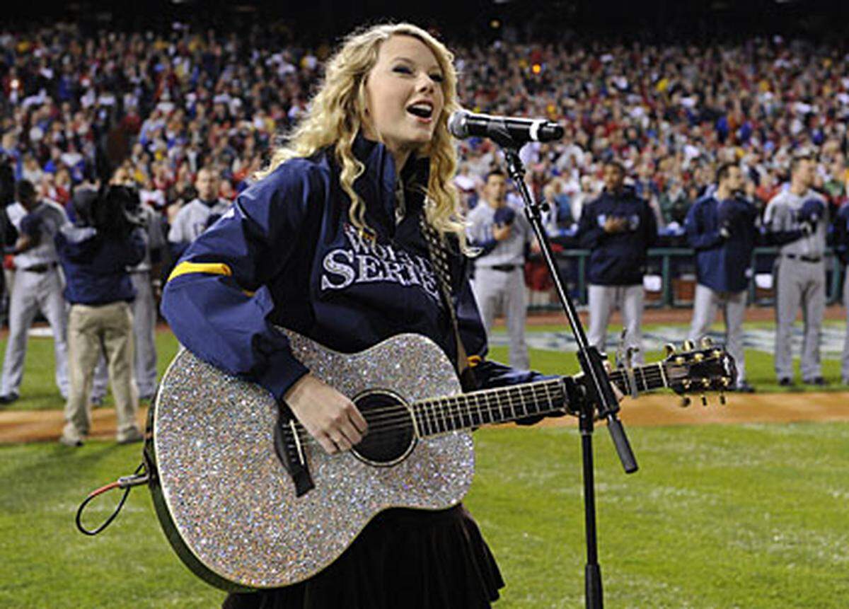 Das Landmädchen als Superstar: Swift lebt den Traum so vieler junger Mädchen, das macht sie in den USA so erfolgreich. 
