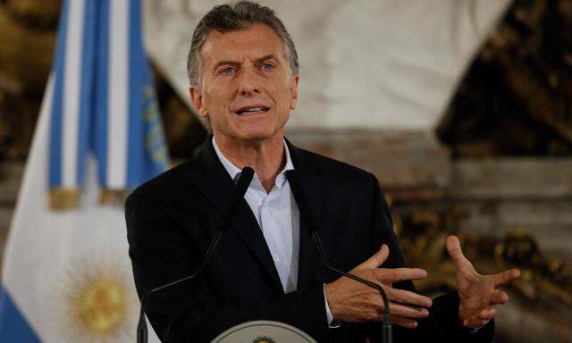Argentiniens Staatspräsident Mauricio Macri löste mit seinen Reformbemühungen eine Straßenschlacht aus.
