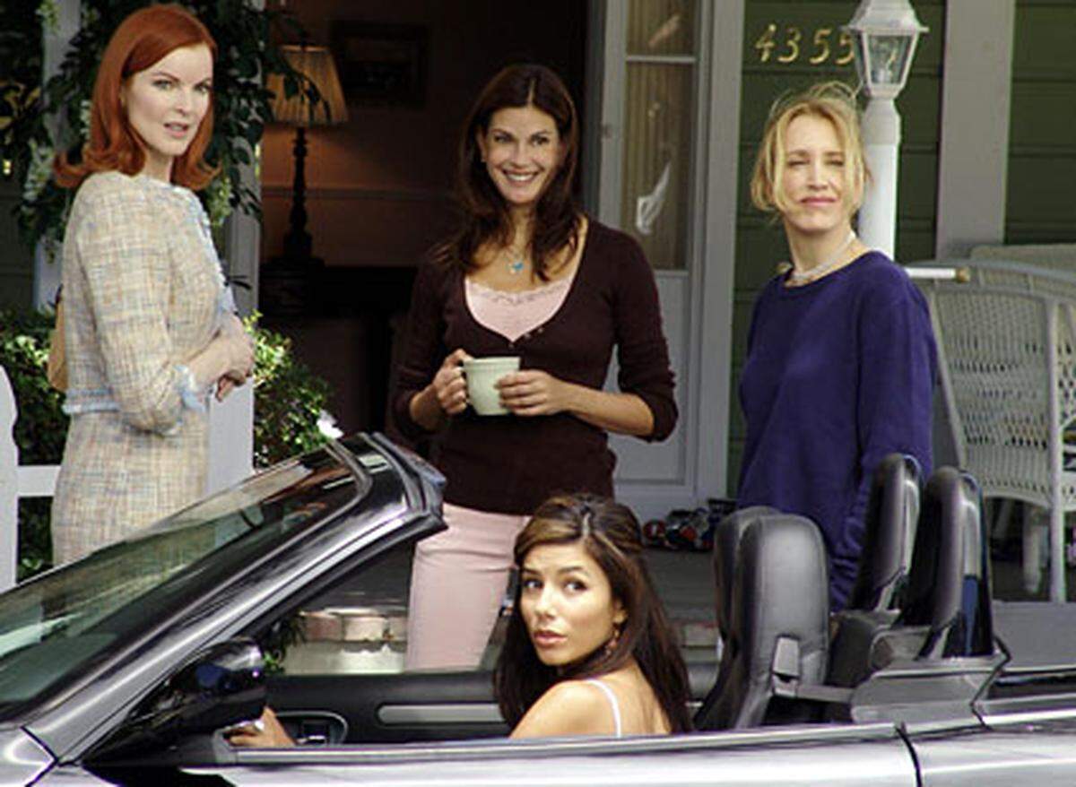 ... die Hauptdarstellerinnen von "Desperate Housewives". Eva Longoria Parker, Marcia Cross, Felicity Huffman und Teri Hatcher sind damit wohl die bestverdienenden Hausfrauen der Welt. 