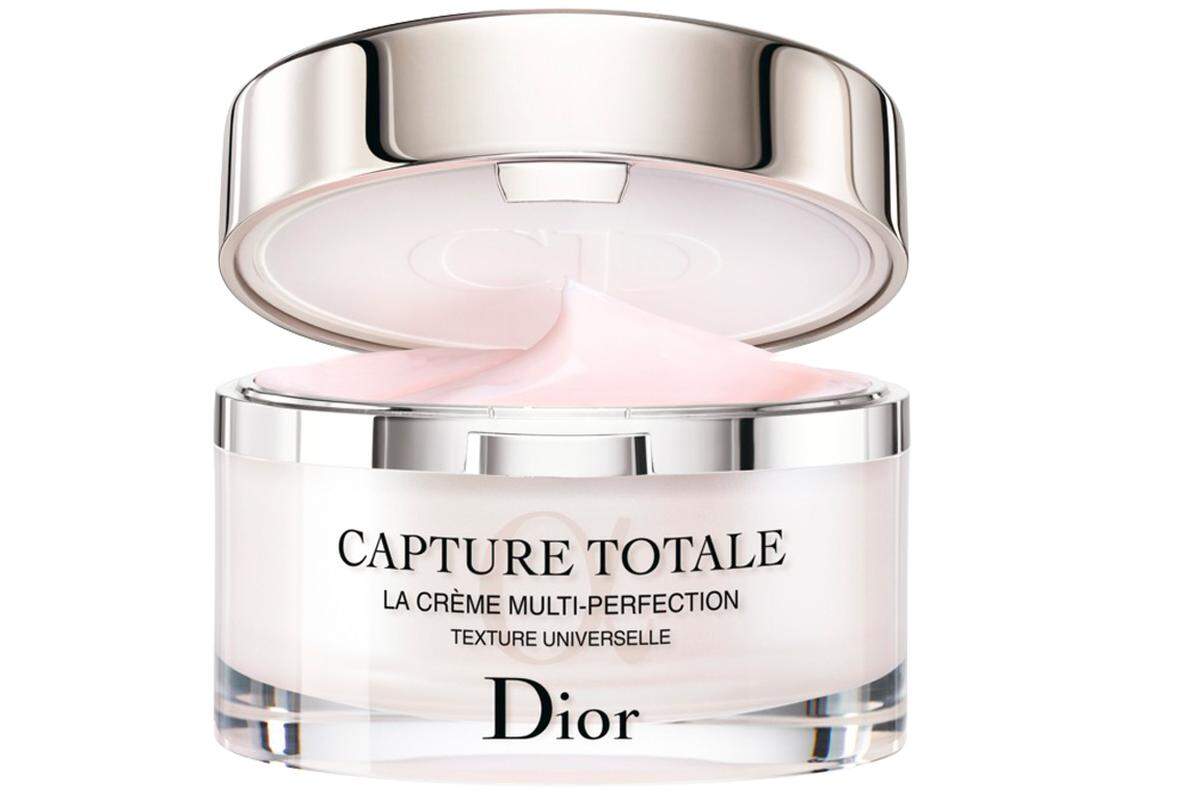 „Capture totale la Crème multiperfection“, um 162 Euro. 