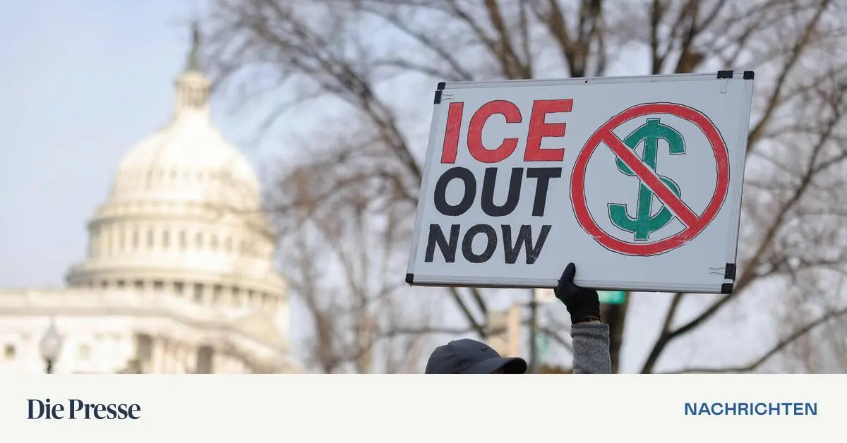 -Zeit-aggressiv-zu-werden-Video-belastet-ICE-Beamte