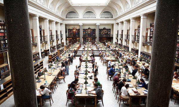 Der Lesesaal der Hauptuni Wien