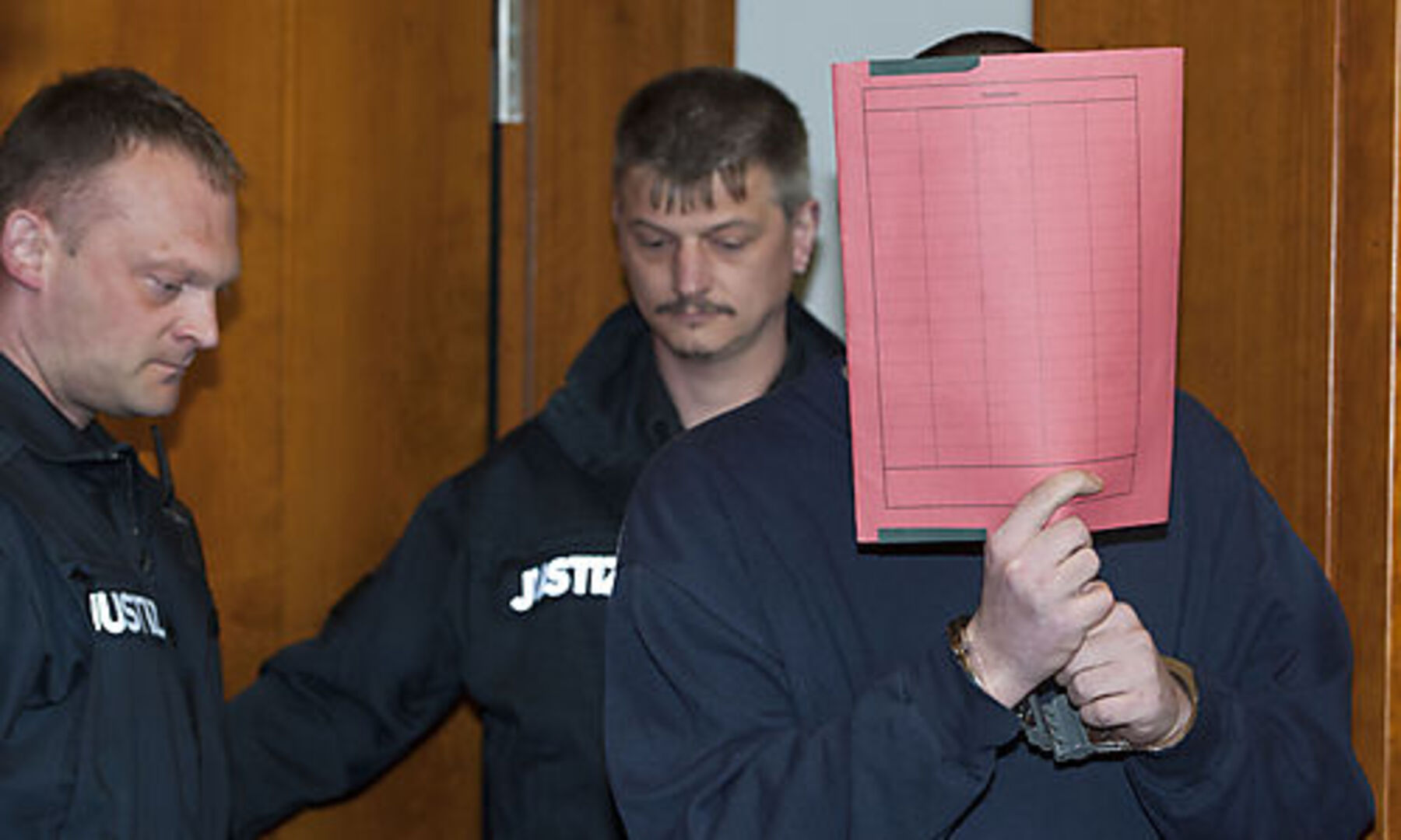 D: Teenager-Morde zur "Befriedigung des Sexualtriebs"  DiePresse.com
