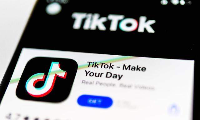 TikTok App, Soziales Netzwerk, App-Icon, Anzeige auf Display von Handy, Smartphone, Detail, formatfuellend *** TikTok Ap