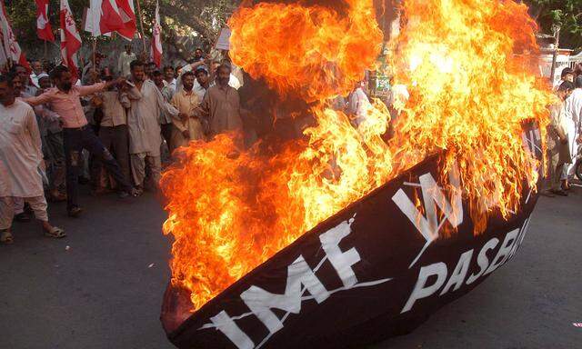 Proteste gegen den IWF in Pakistan 2009