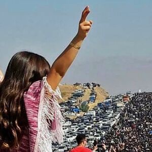 Auch in den Provinzen – wie hier im kurdischen Norden – protestierten Zehntausende Iranerinnen und Iraner gegen das Regime.