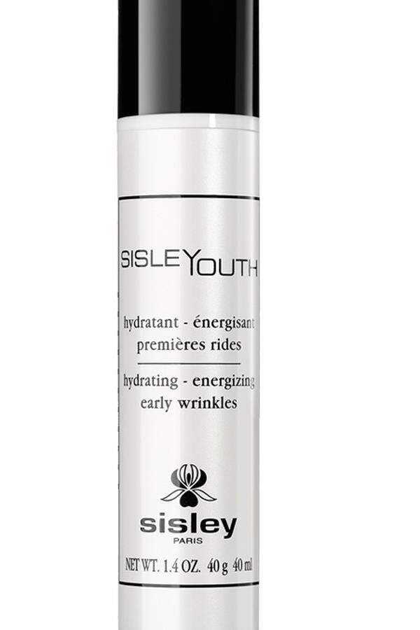 Die Strahlkraft jugendlicher Haut bewahren soll „SisleYouth“ von Sisley, eine schnell einziehende, mattierende Emulsion (143 Euro).