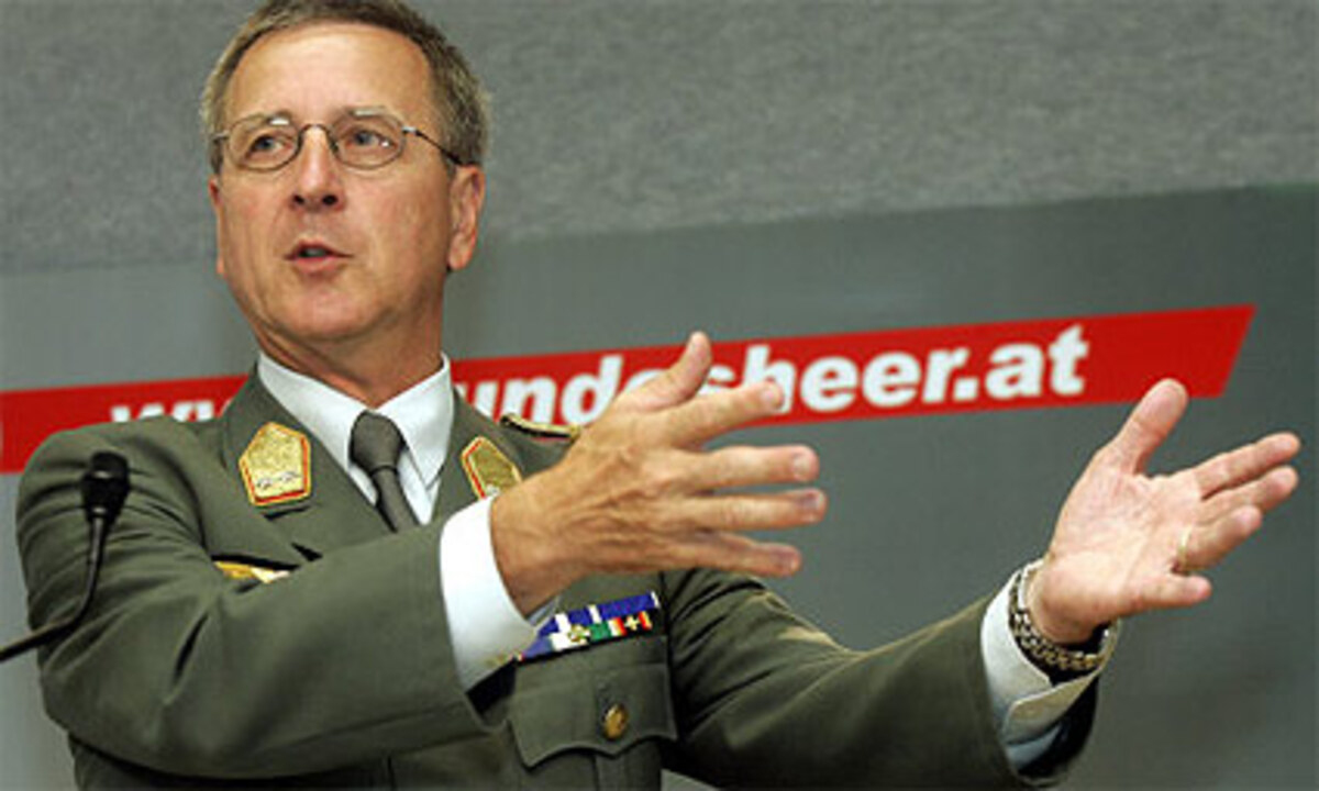 Der Eurofighter kennt keinen Faschingsdienstag. In einer neuen Befragungsrunde muss sich unter anderem der umstrittene "Airchief" Erich Wolf am letzten Tag der närrischen Zeit den Fragen des Gremiums stellen. Ansonsten wird am Faschingsdienstag lieber gefeiert und gedacht, letzteres anlässlich des 197. Todestages von Andreas Hofer in Tirol.