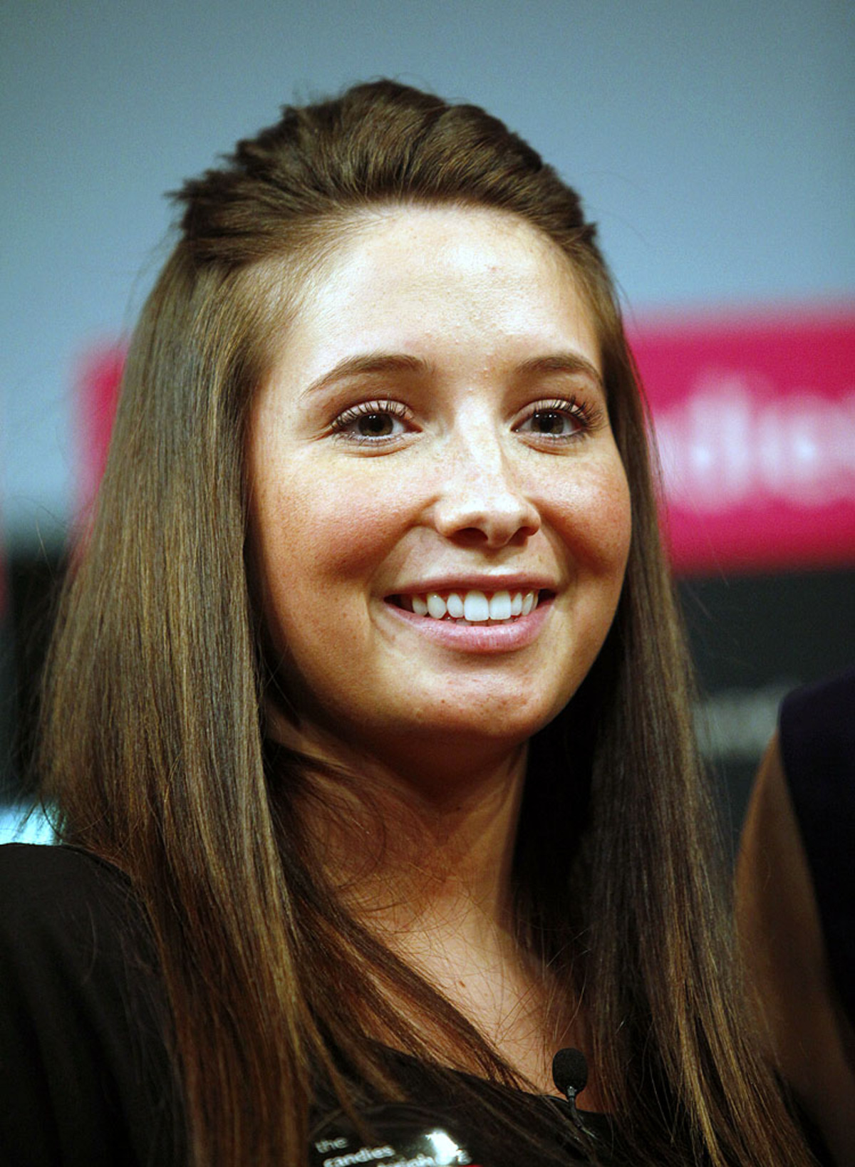 Außerdem zahle er Kindesunterhalt, dem ein erwartetes Jahreseinkommen von 72.000 Dollar (56.000 Euro) zugrunde liege.