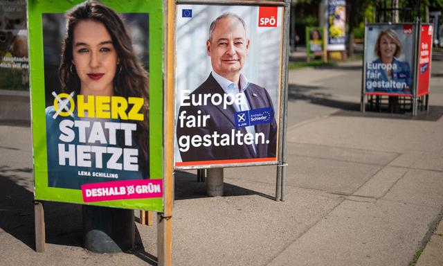 Wahlplakate der SPÖ und der Grünen zur EU-Wahl