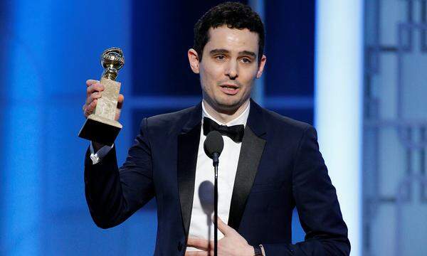 Die Kategorie bester Regisseur kommt - wieder einmal - ganz ohne Frauen aus. Golden-Globe-Sieger Damien Chazelle (im Bild, "La La Land"), Denis Villeneuve ("Arrival"), Kenneth Lonergan ("Manchester by the Sea") und Barry Jenkins ("Moonlight") dürfen sich Hoffnungen auf einen Preis machen - ebenso wie Mel Gibson ("Hacksaw Ridge"). Nach cholerischen Wutausbrüchen und antisemitischen Äußerungen jahrelang vergrämt, war er zuletzt 1995 für "Braveheart" nominiert und prämiert worden. Ob die Nominierung eine Geste des Vergebens (oder auch Verdrängens) ist, dürfte noch diskutiert werden.