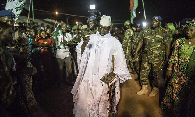 Jammeh trat freiwillig zurück.