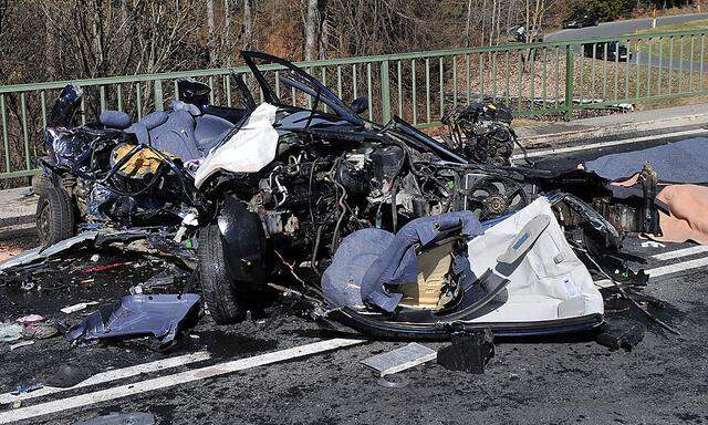 Verkehrsunfall (Symbolbild)