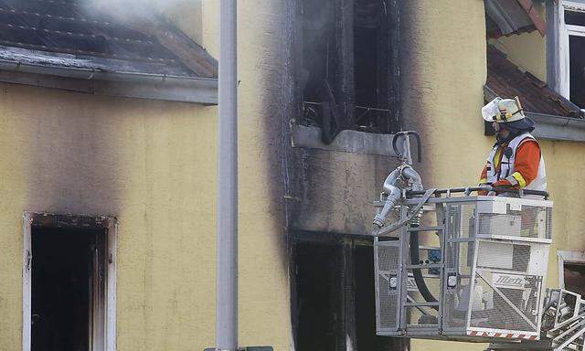 Bei dem Brand in Backnang kamen acht Menschen ums Leben.