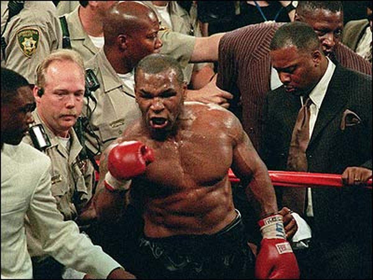 Nach diesem Vorfall musste Tyson Holyfield drei Millionen Dollar Schmerzensgeld zahlen. Außerdem verlor er seine Boxlizenz für ein Jahr.