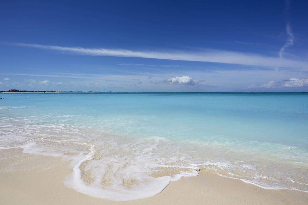Auf Platz zwei im Ranking schafft es der Grace Bay Beach auf den Turks- und Caicosinseln.  