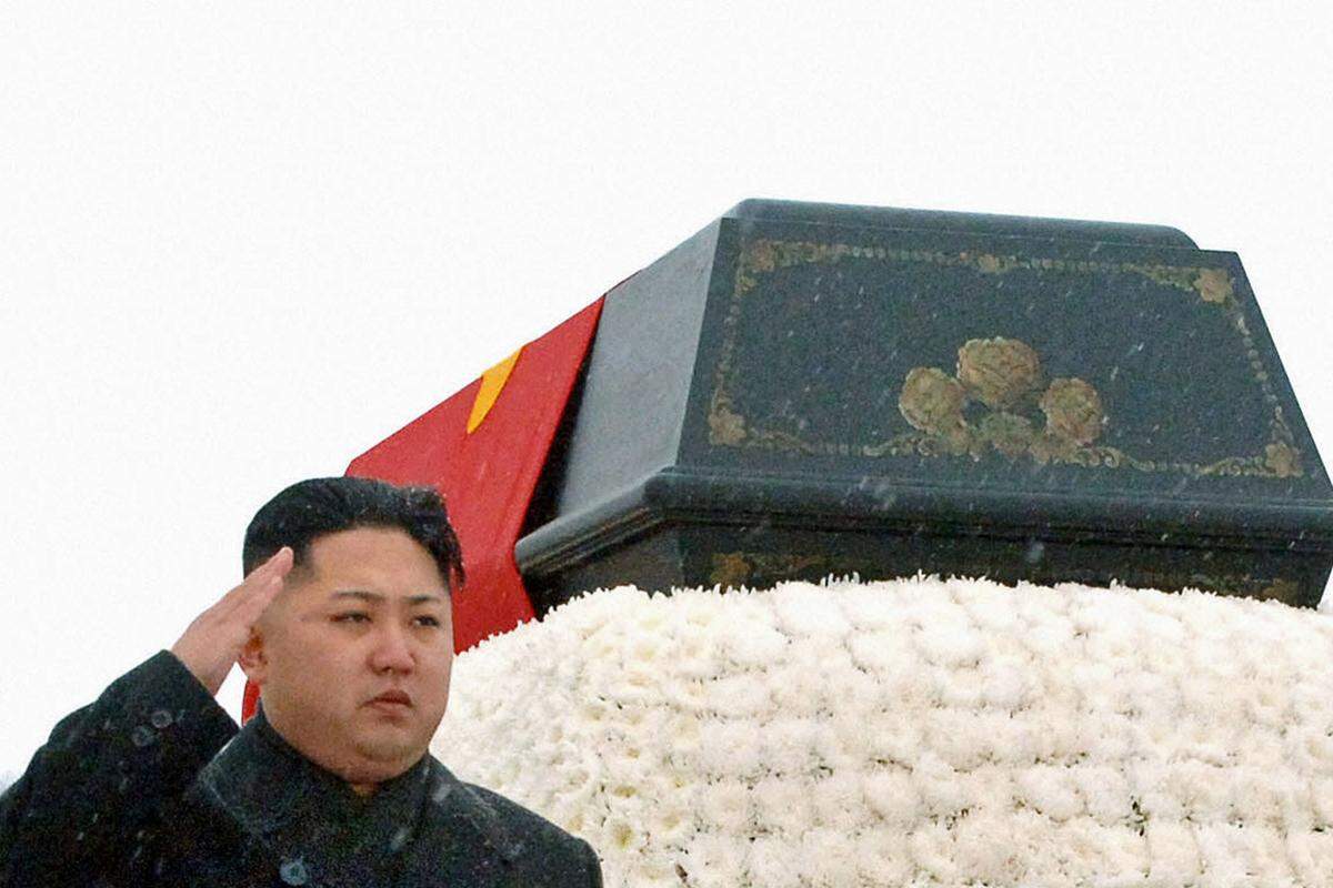 Kim Jong-un führte den Trauerzug an der Spitze an.