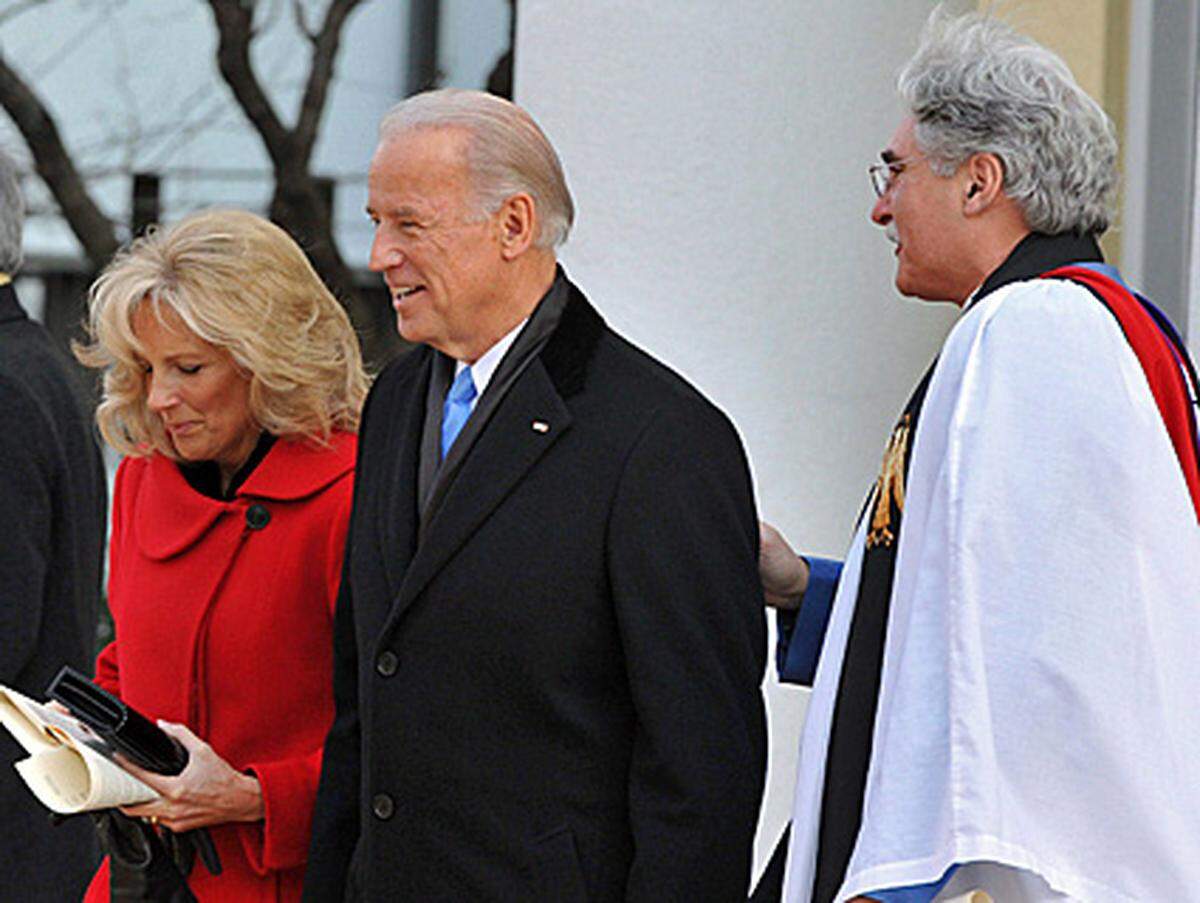 Ebenfalls bei der Messe: Vizepräsident Joe Biden mit Ehefrau.