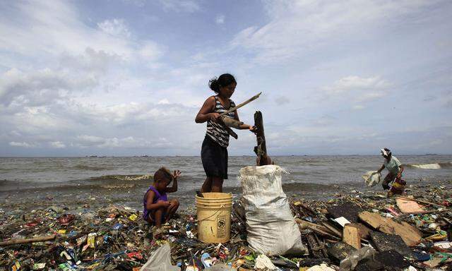 Bis zu 8O Prozent des Plastikmülls im Meer stammen aus Asien. Hier eine Aufnahme von den Philippinen nahe Manila.