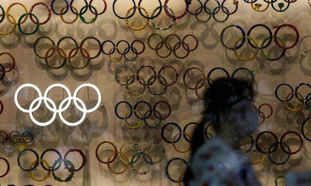 Auslage mit Olympischen Ringen
