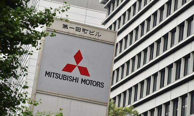 JAPAN-AUTOMOBILE-COMPANY-MITSUBISHI