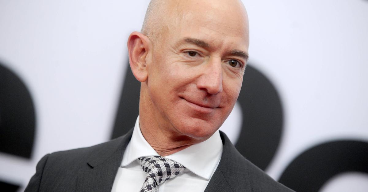 Bezos defends waiving Washington Post election recommendation