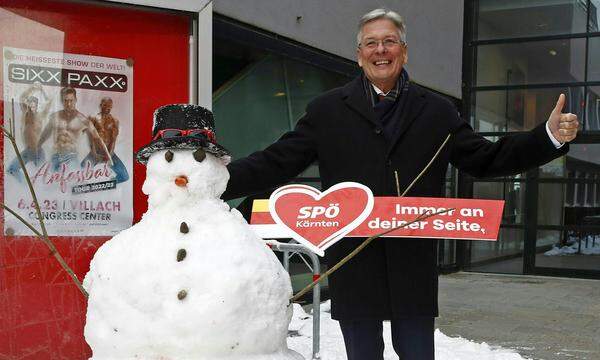 Landeshauptmann Peter Kaiser setzt in der Wahlwerbung auf Schneemänner statt auf Plakate.