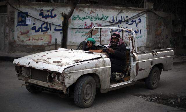 TOPSHOTS-SYRIA-CONFLICT-DAILY LIFE