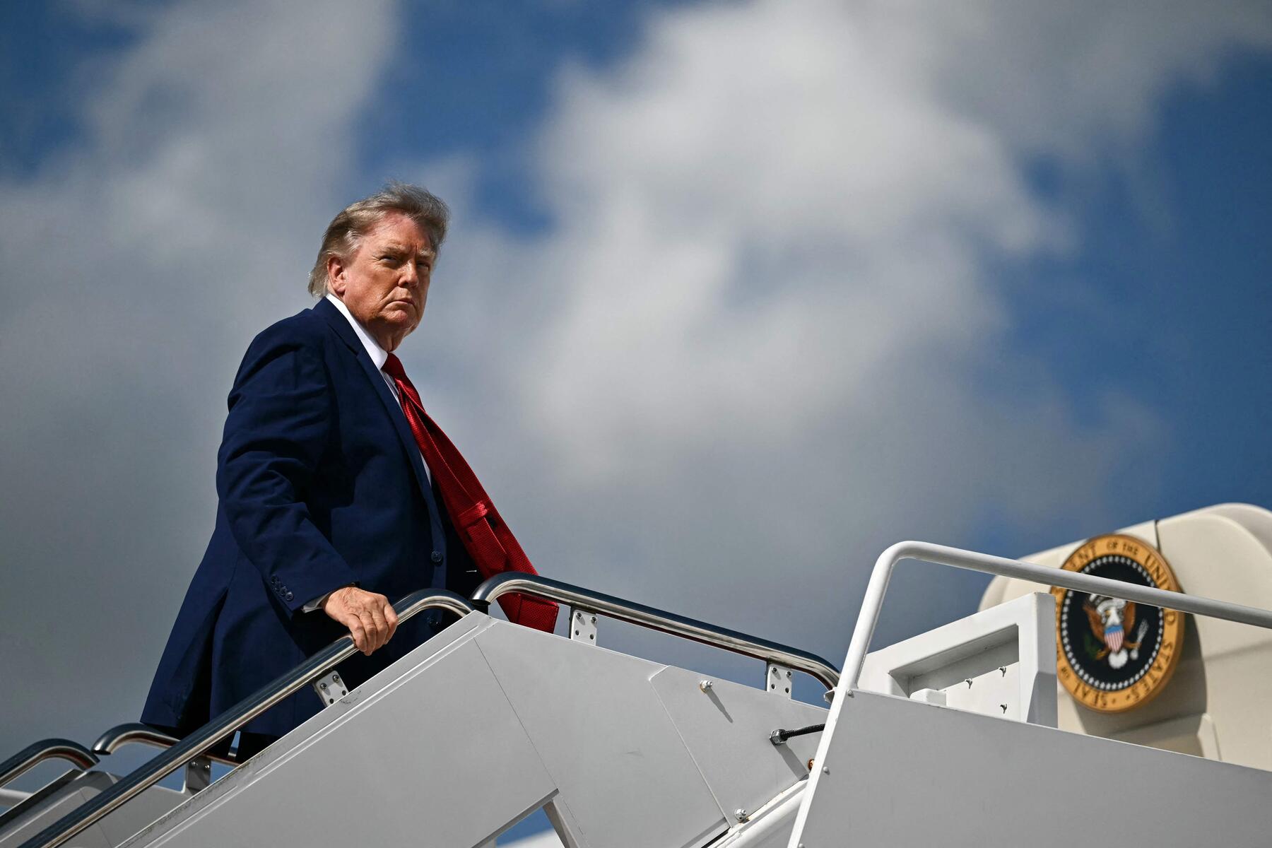 Trump's 'Chess Match': US Options in Iran Conflict Continue Amidst Escalating Demands