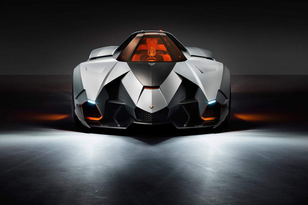 Walter De Silva, der Chefstylist der Volkswagen Group, hat den Lamborghini "Egoista" anlässlich des 50. Geburtstags der Sportwagenschmiede entworfen.von Martin Deutsch