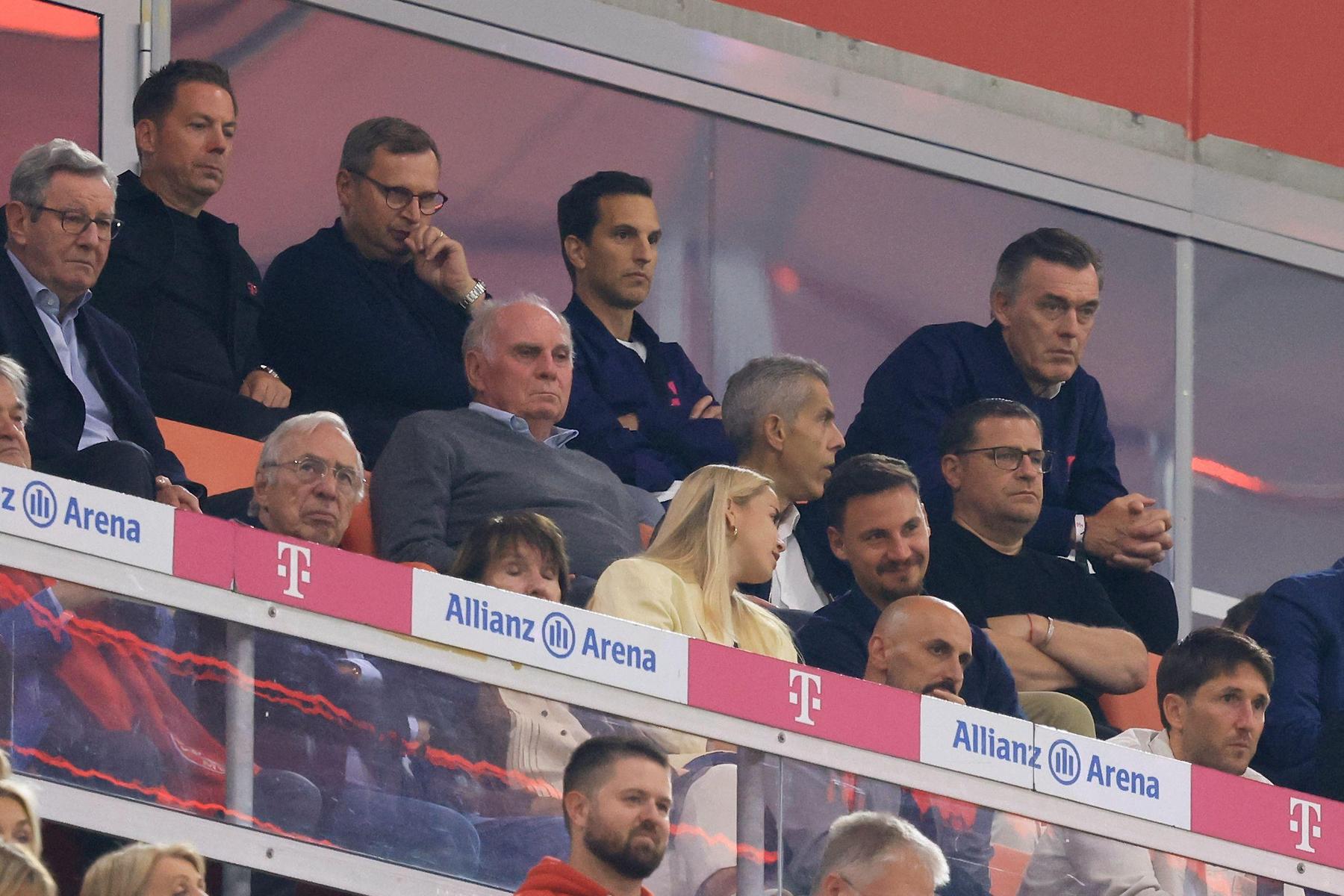 Bayern München kritisiert Transfermarkt: „Sind die alle bekloppt?“