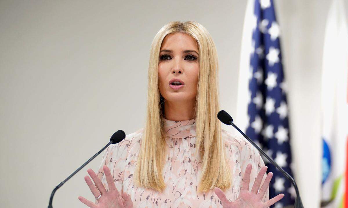 Ivanka Trump, Lieblingstochter des US-amerikanischen Präsidenten ist zu einem alten Haarschnitt zurückgekehrt ...