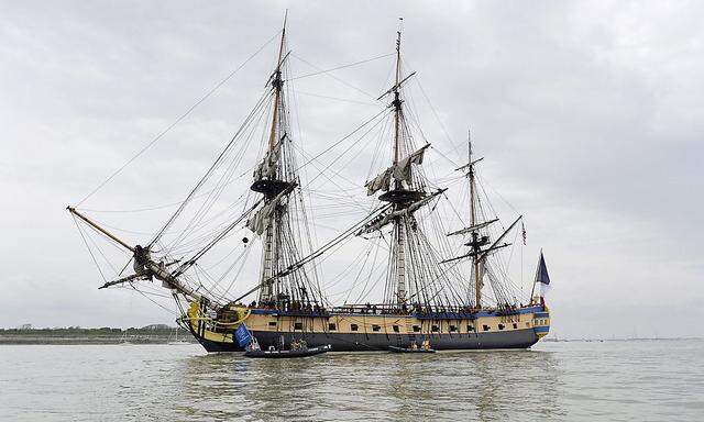 FRANCE FRIGATE HERMIONE