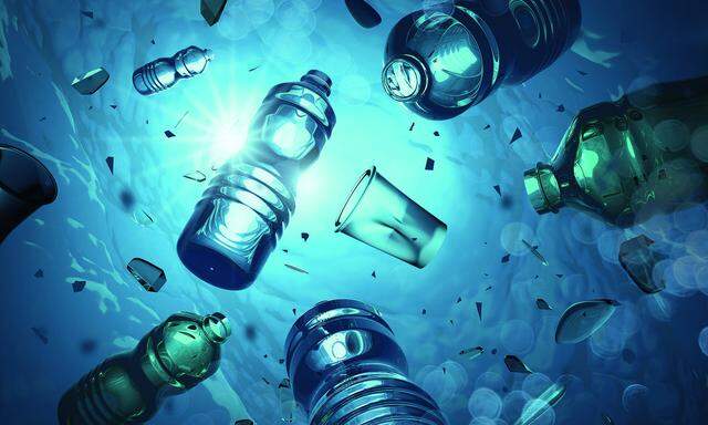 Müll. Zum Ozean aus Mikroplastik trägt der Siegeszug der PET-Flasche entscheidend bei. Zumindest Europa übt sich zunehmend im Verzicht dieses leichten Gebindes.