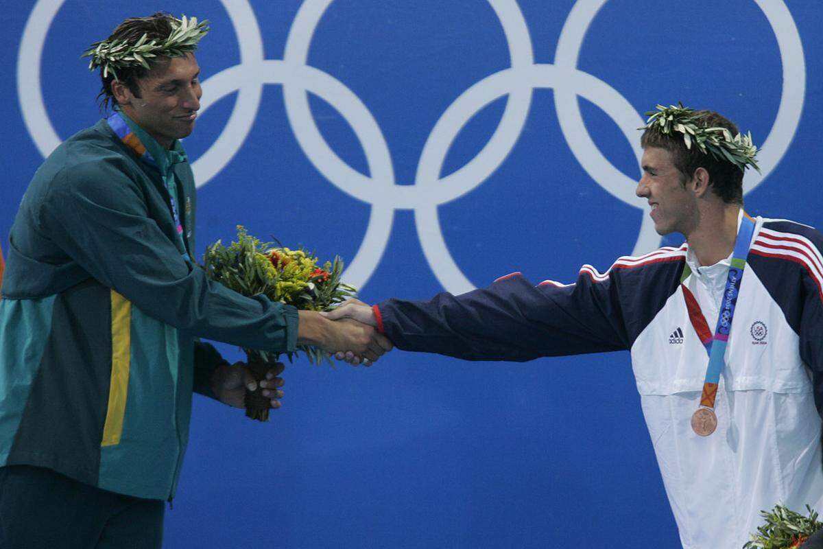 Ein ungewohntes Bild: Michael Phelps nicht ganz oben auf dem Podest. Über 200 Meter Kraul und 4 mal 100 Meter Kraul reichte es für den Goldjungen "nur" zu Bronze.