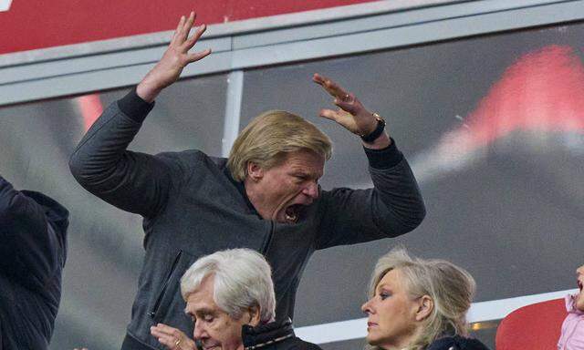 Oliver KAHN, FCB CEO, Vorstandsvorsitzender der FC Bayern München AG, angry due to dismissed chance for goal in the matc