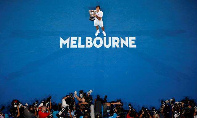 Aller guten Dinge sind drei: Roger Federer greift bei den Australian Open nach dem Titel-Hattrick.