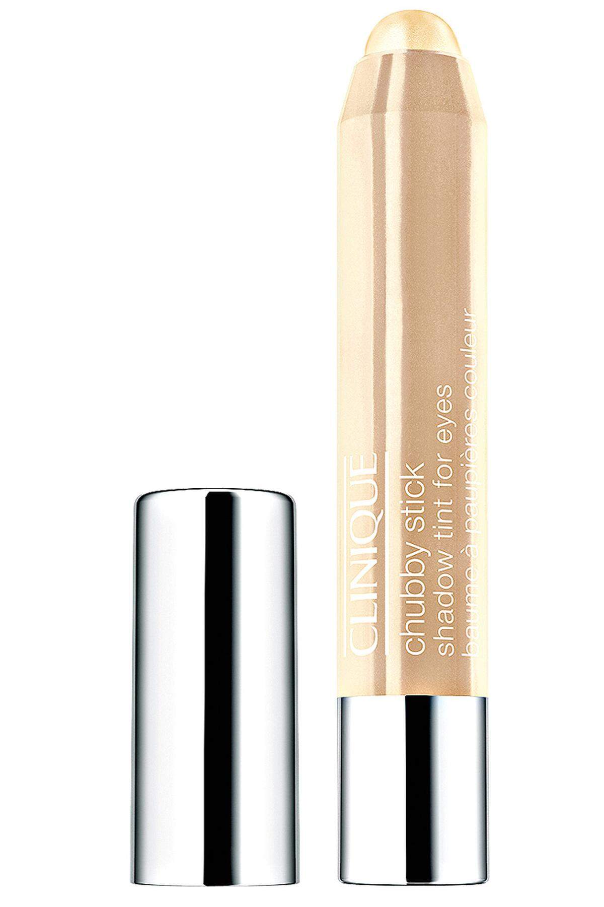 Der aktuelle Makeup-Look von Clinique lässt Lider erstrahlen: Der „Chubby Stick for Eyes“ in der Nuance „Grandest Gold“ soll die Augenfarbe verstärken. (20 Euro).