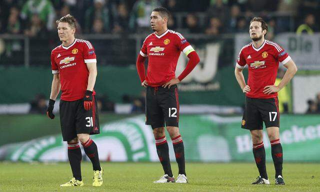 VfL Wolfsburg v Manchester United - UEFA Champions League Group Stage - Group B