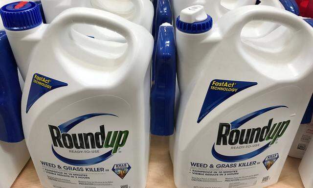 FILE PHOTO: Monsanto Co's Roundup shown for sale in California